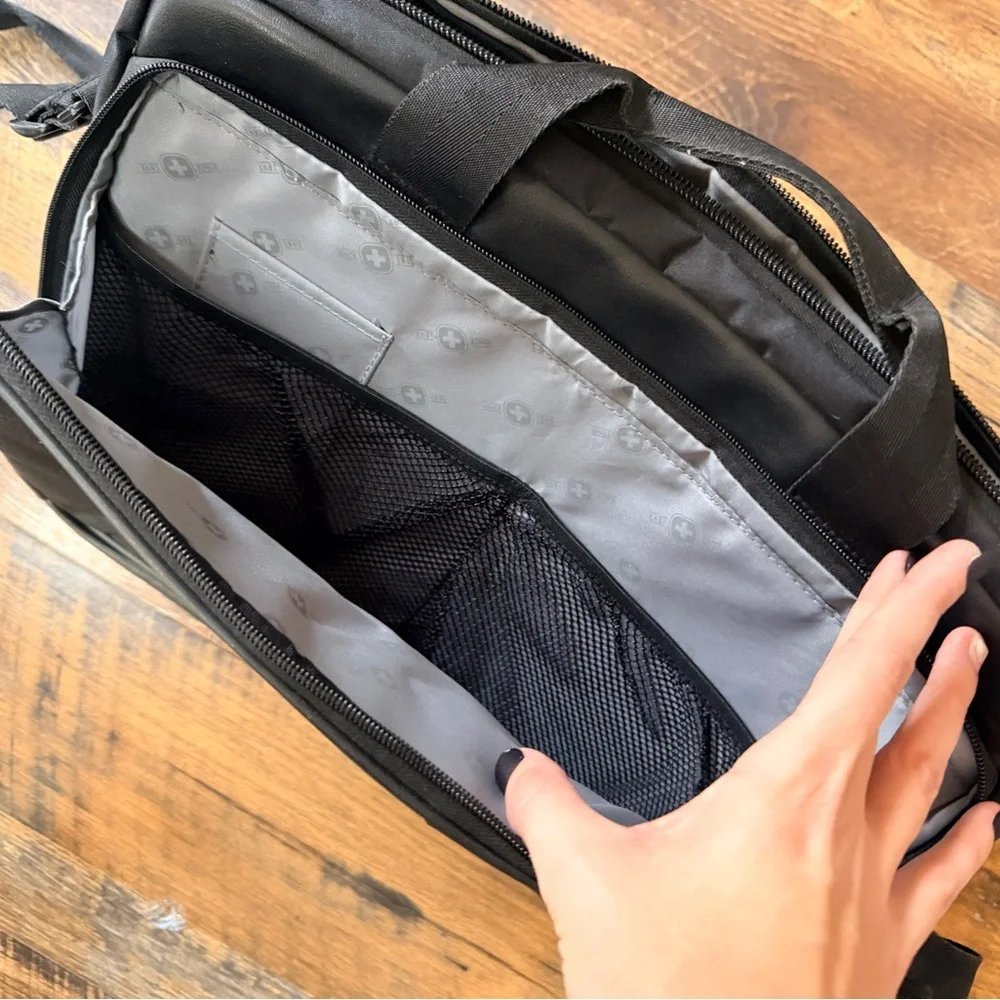 Wenger stylish black