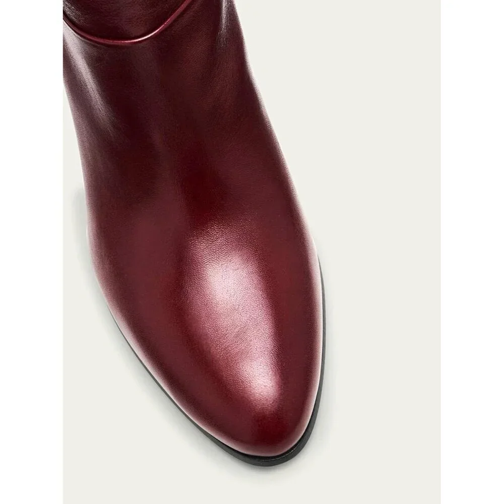 N/A sleek stylish