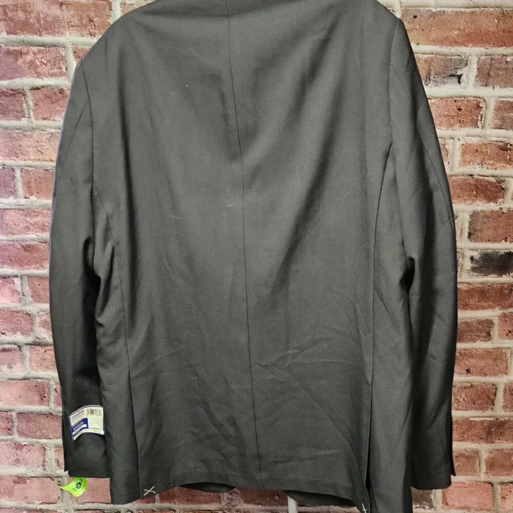 Haggar brand features