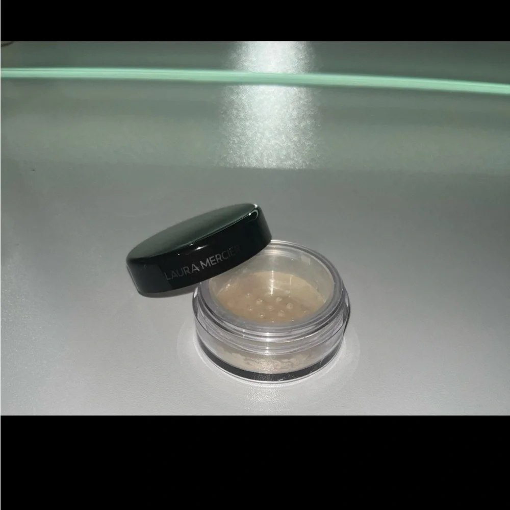 laura mercier experience ultimate