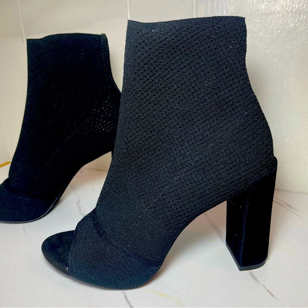 Kenneth Cole Open Toe Round Heel Black Ankle Party Cocktail Booties Sz 8.5 M