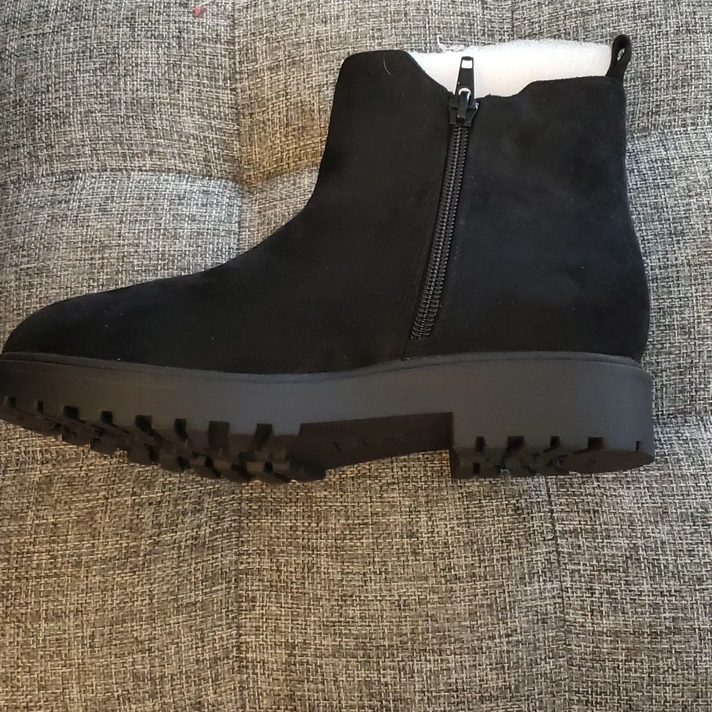 Imily Beta Side Zipper Low Block Heel Faux Suede Ankle Booties Black Size 3
