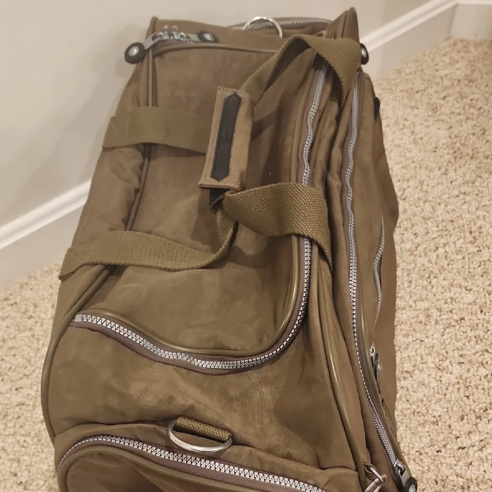 Kipling total durable weekend
