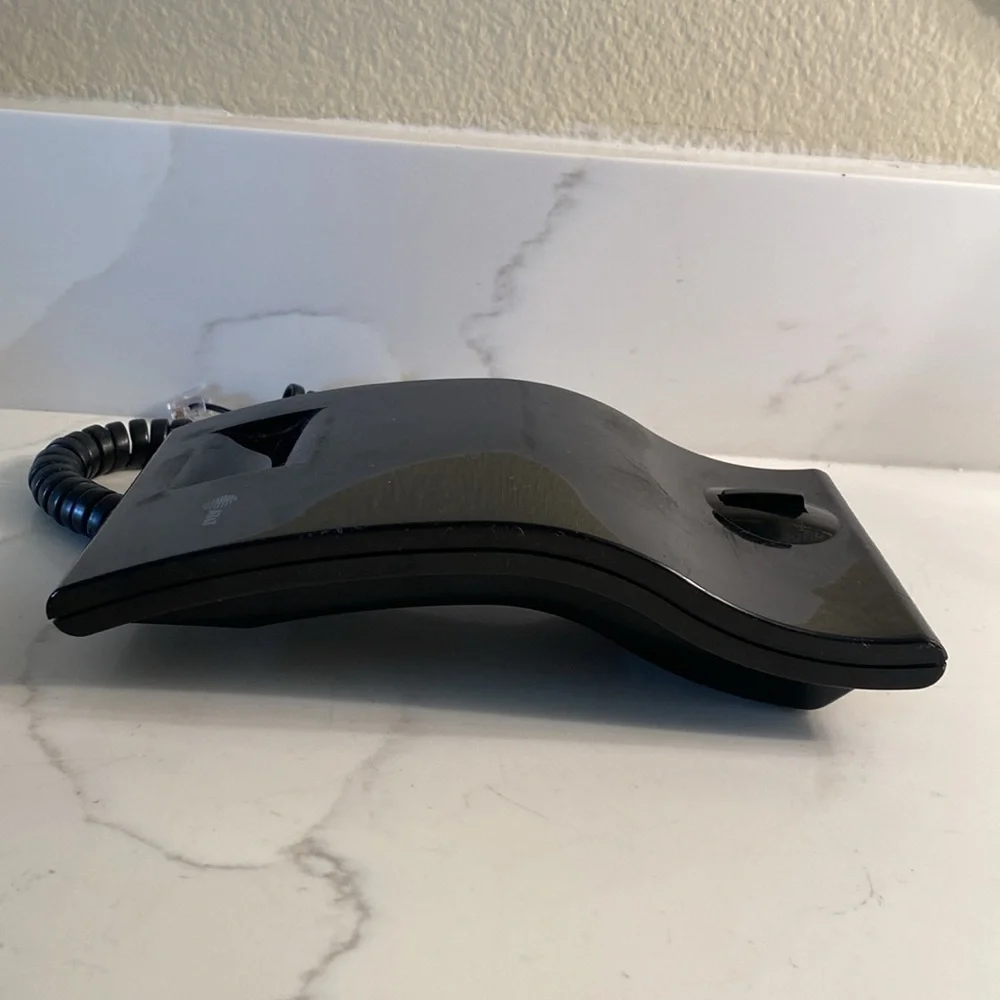 Slimline Contemporary telephone black