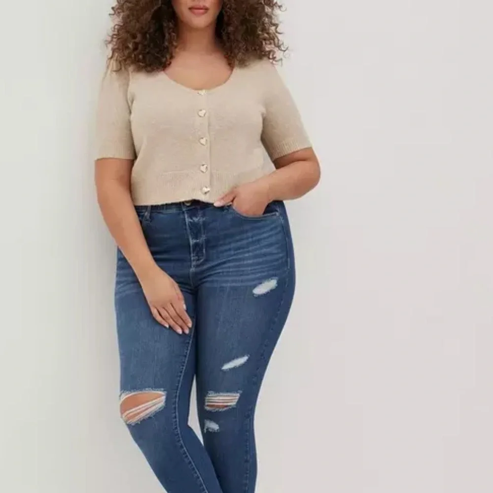 torrid taupe