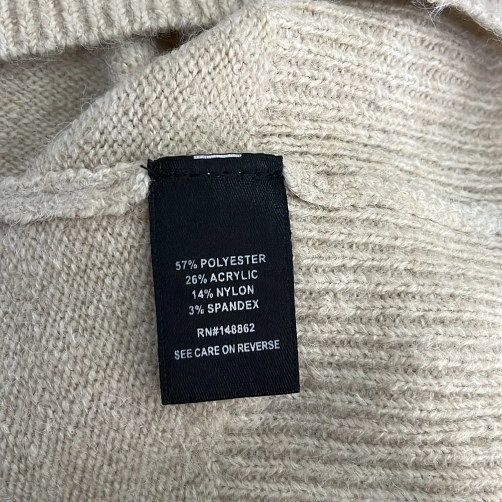 torrid taupe