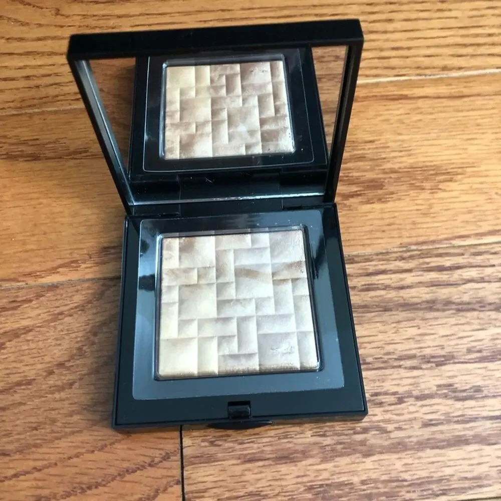Bobbi Brown bobbi brown