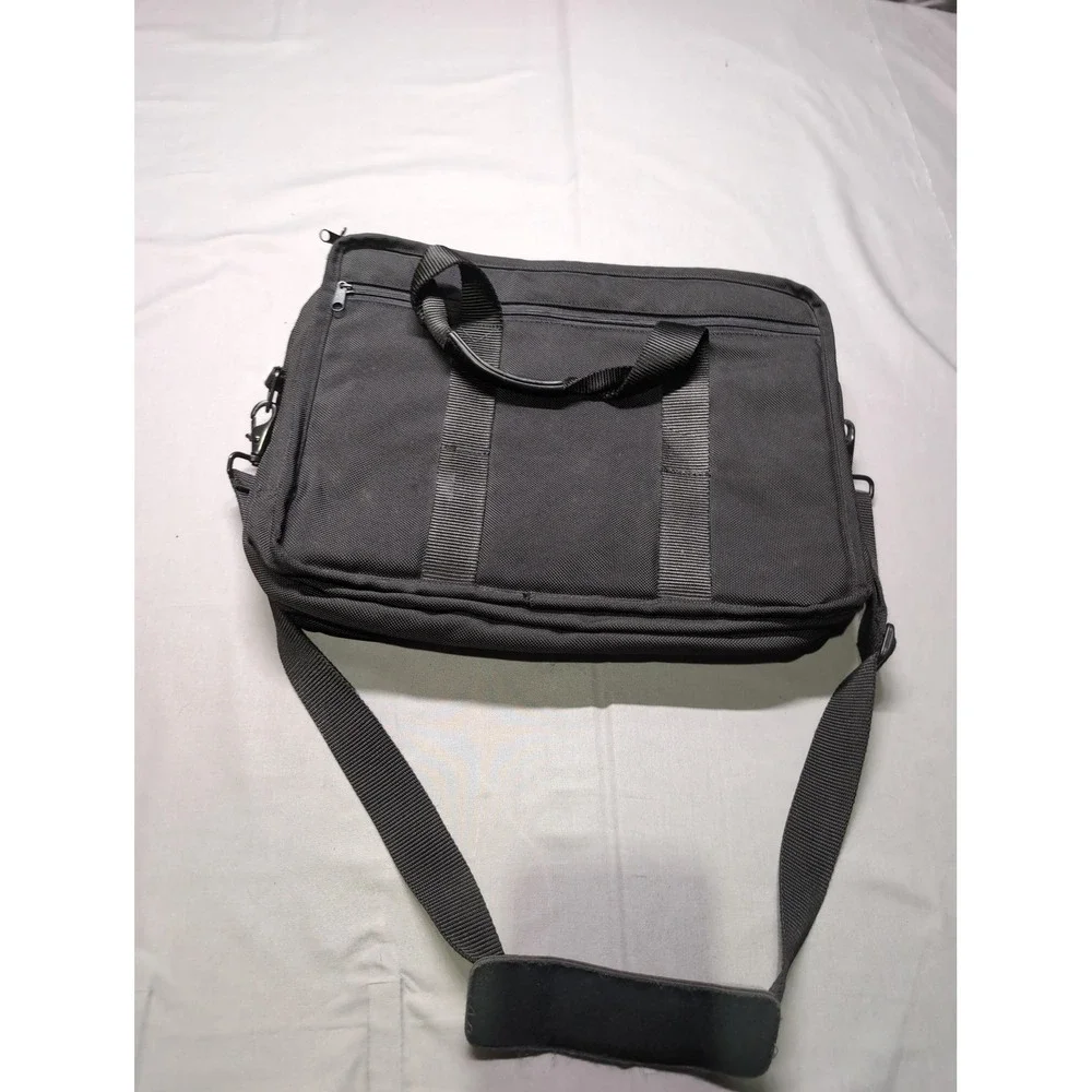 The Unbranded Brand laptop bag