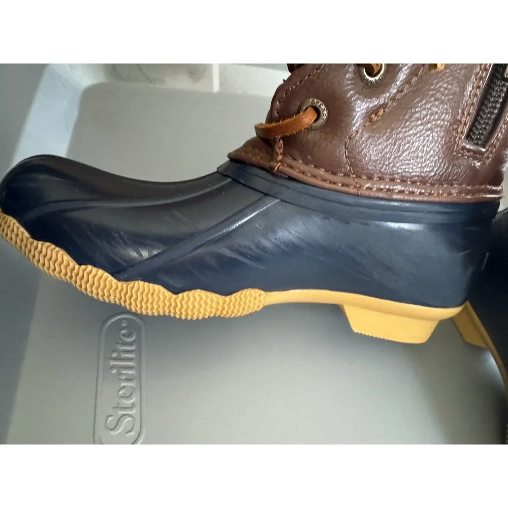 Sperry Kids Saltwater Duck Boots Navy Brown Blue CG55203A Size 11M