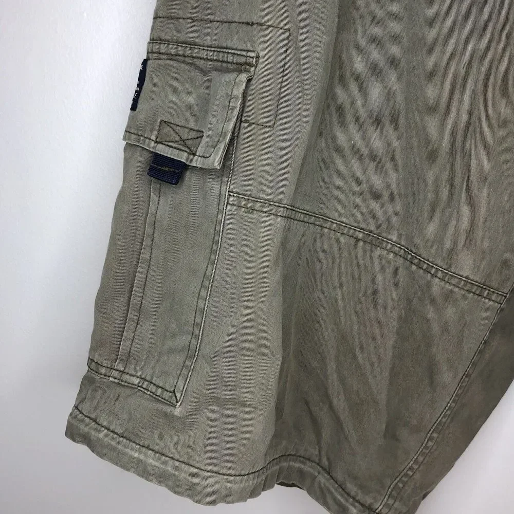 Abercrombie & Fitch not utility