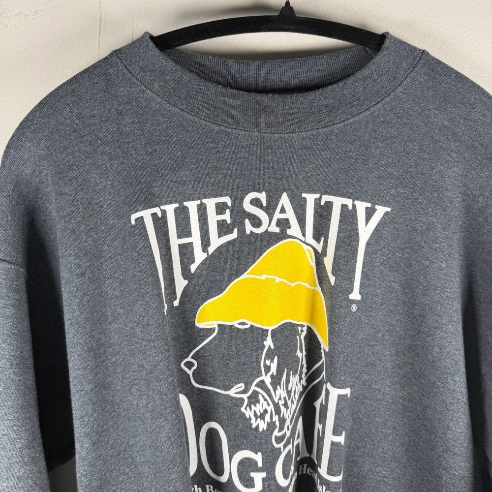 THE SALTY DOG CAFE VNG FADED Blue CREW‎ NECK SWEATSHIRT Dog Yellow Hat Hanes
