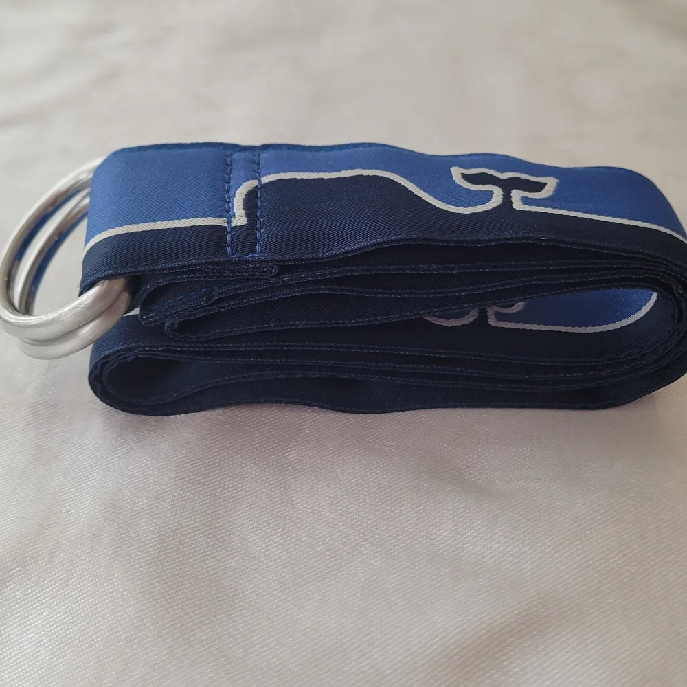 Vineyard Vines stylish blue