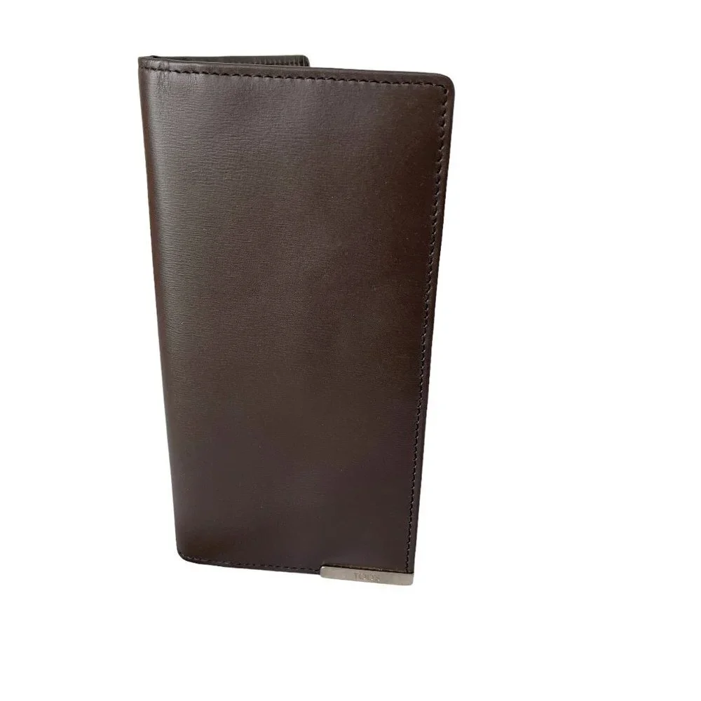 Tod's Italy Brown Barretta MET Leather Vertical‎ Wallet, XAMBRRB7449PULS81