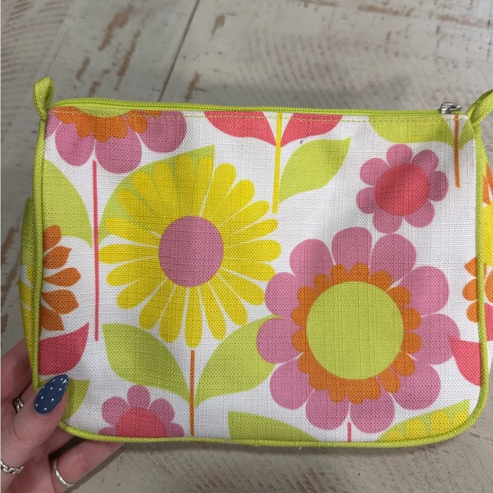 Clinique floral makeup