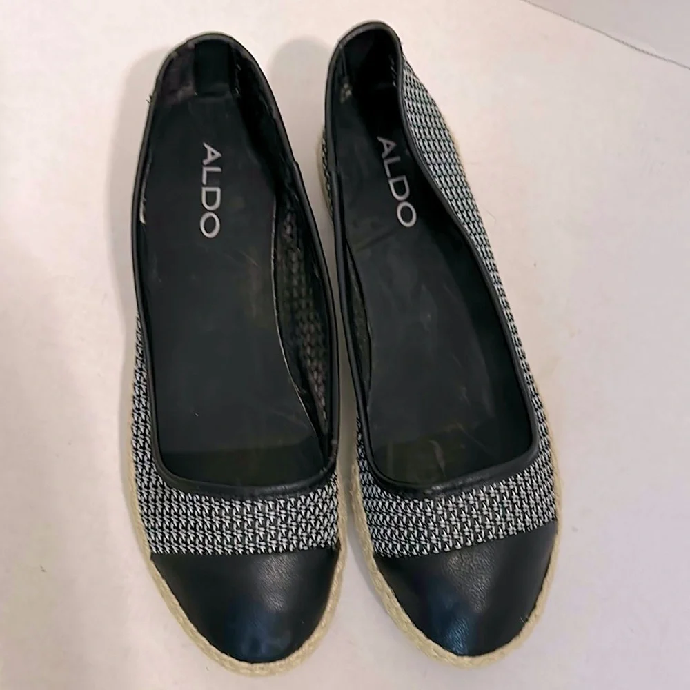 Aldo step out