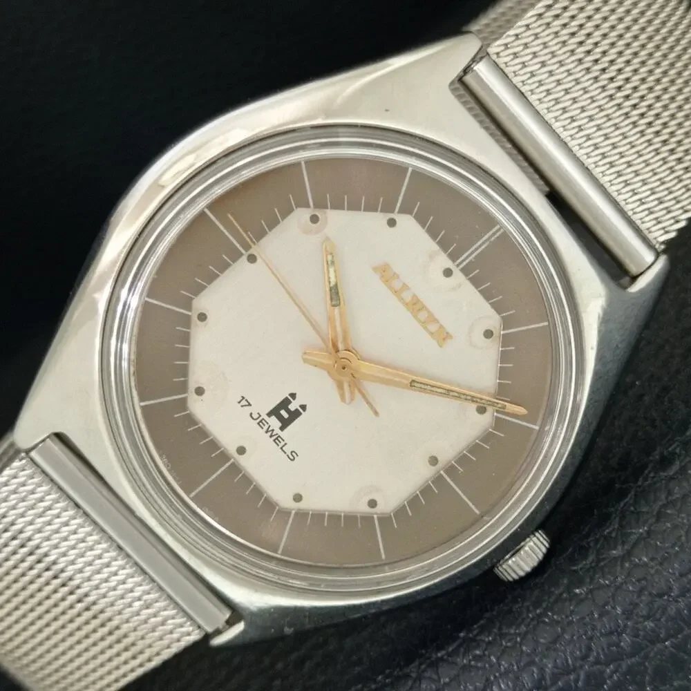 Vintage 1984 Allwyn Manual Mens Silver Watch W/Metal Strap & Gold accents