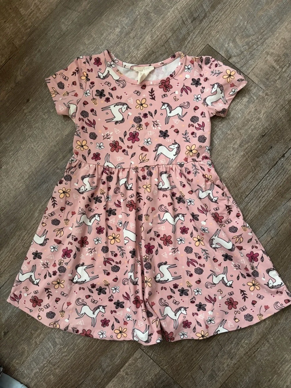 🌸 $10 SALE 🌸 Pink Unicorn & Floral Girls Dress