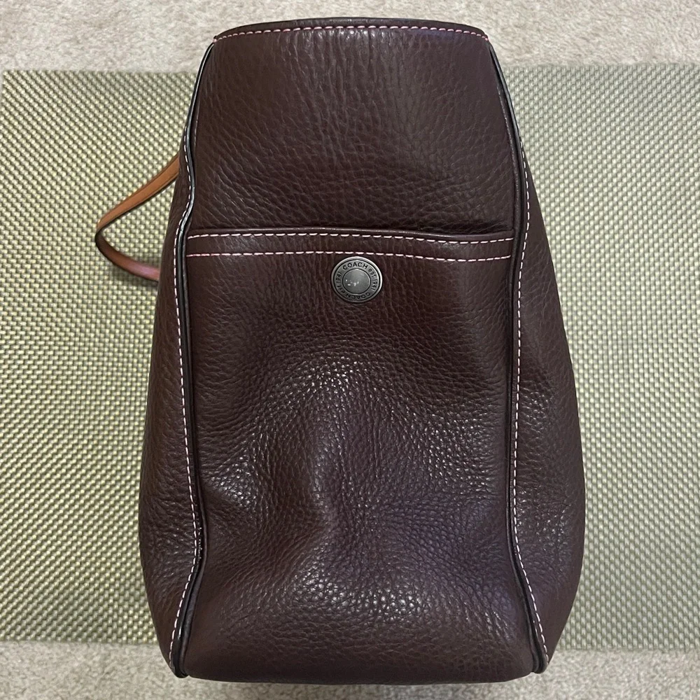 Coach sv mahogany