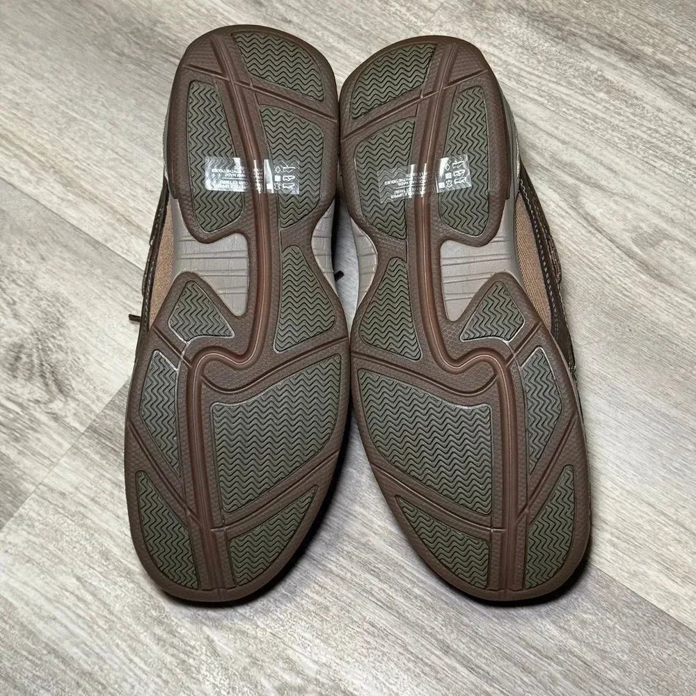 Dunham classic brown
