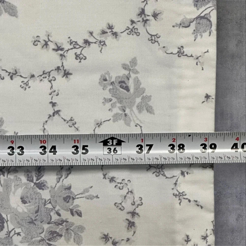 Laura Ashley gray lined pulls