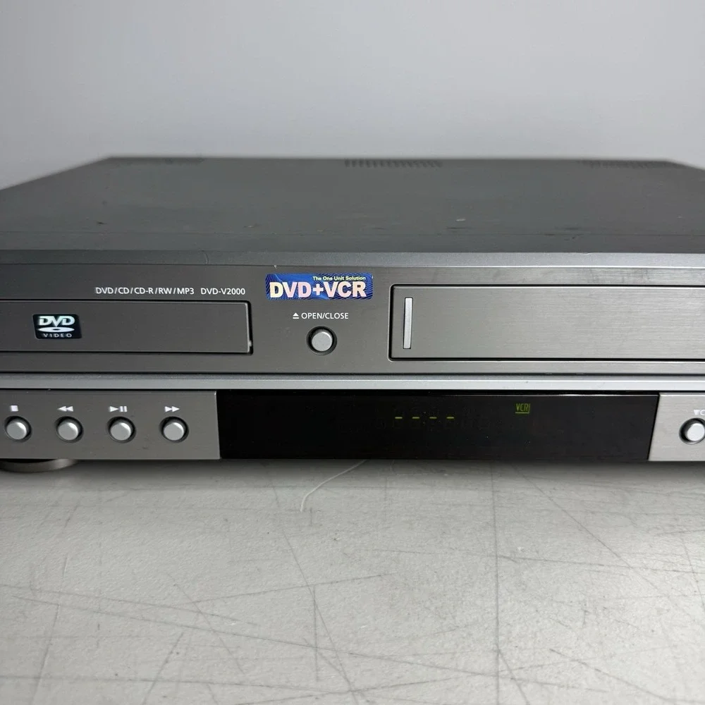 Samsung dvd v2000