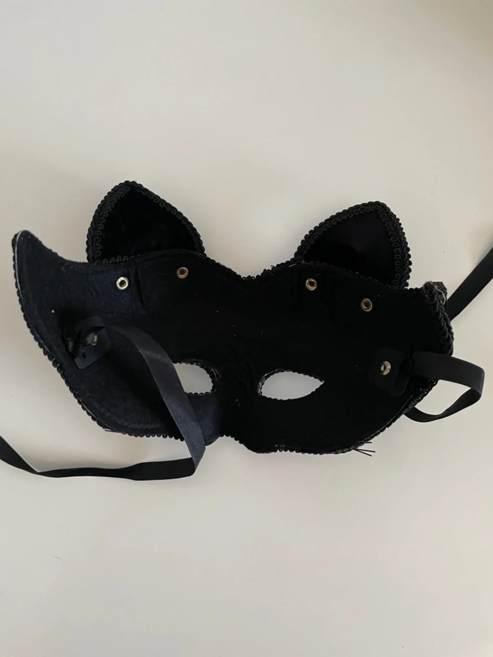 N/A elegant black