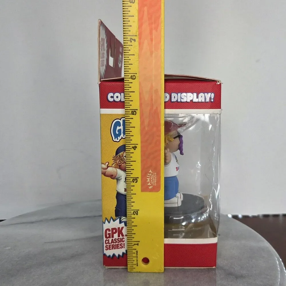 Topps garbage pail