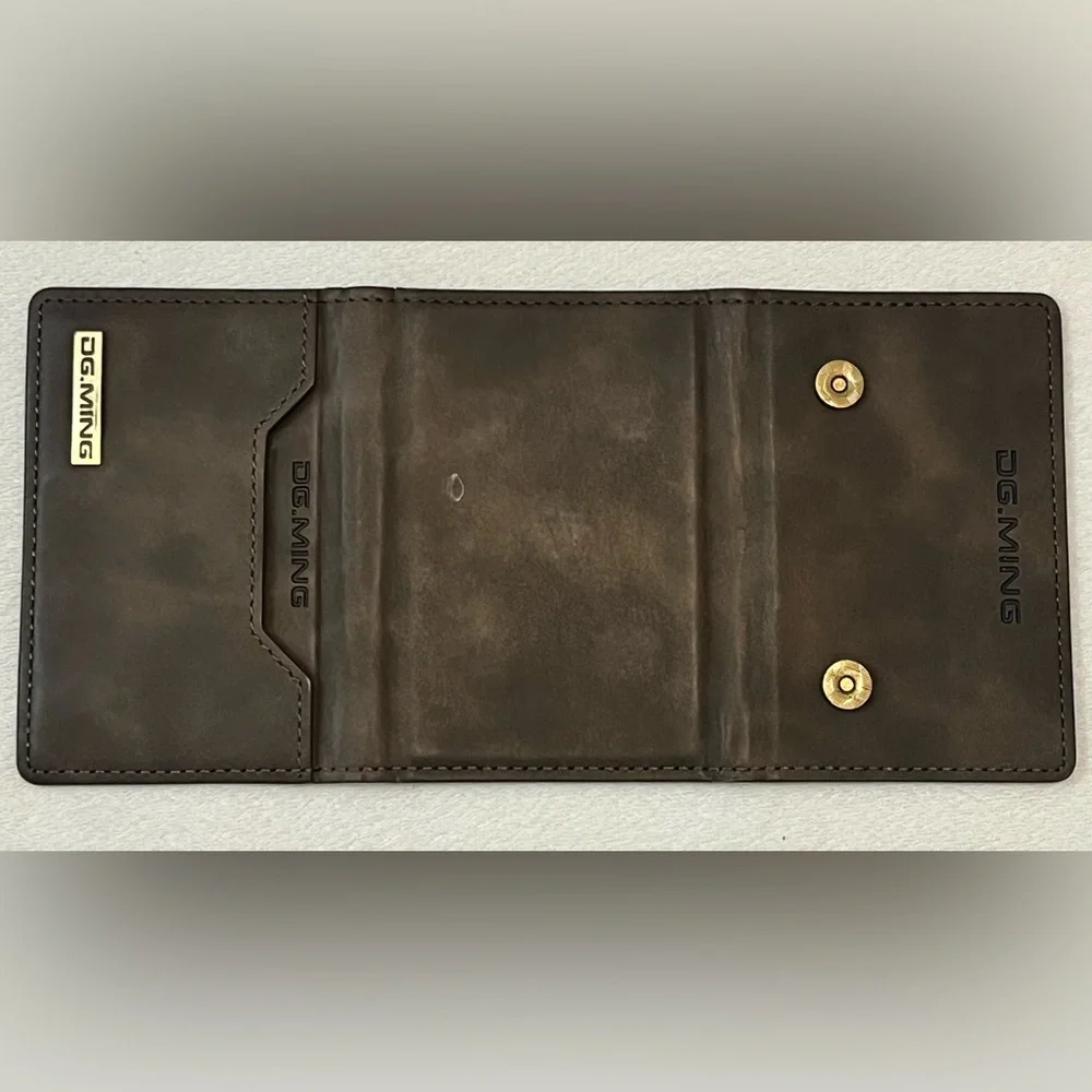 DG.MING sleek leather