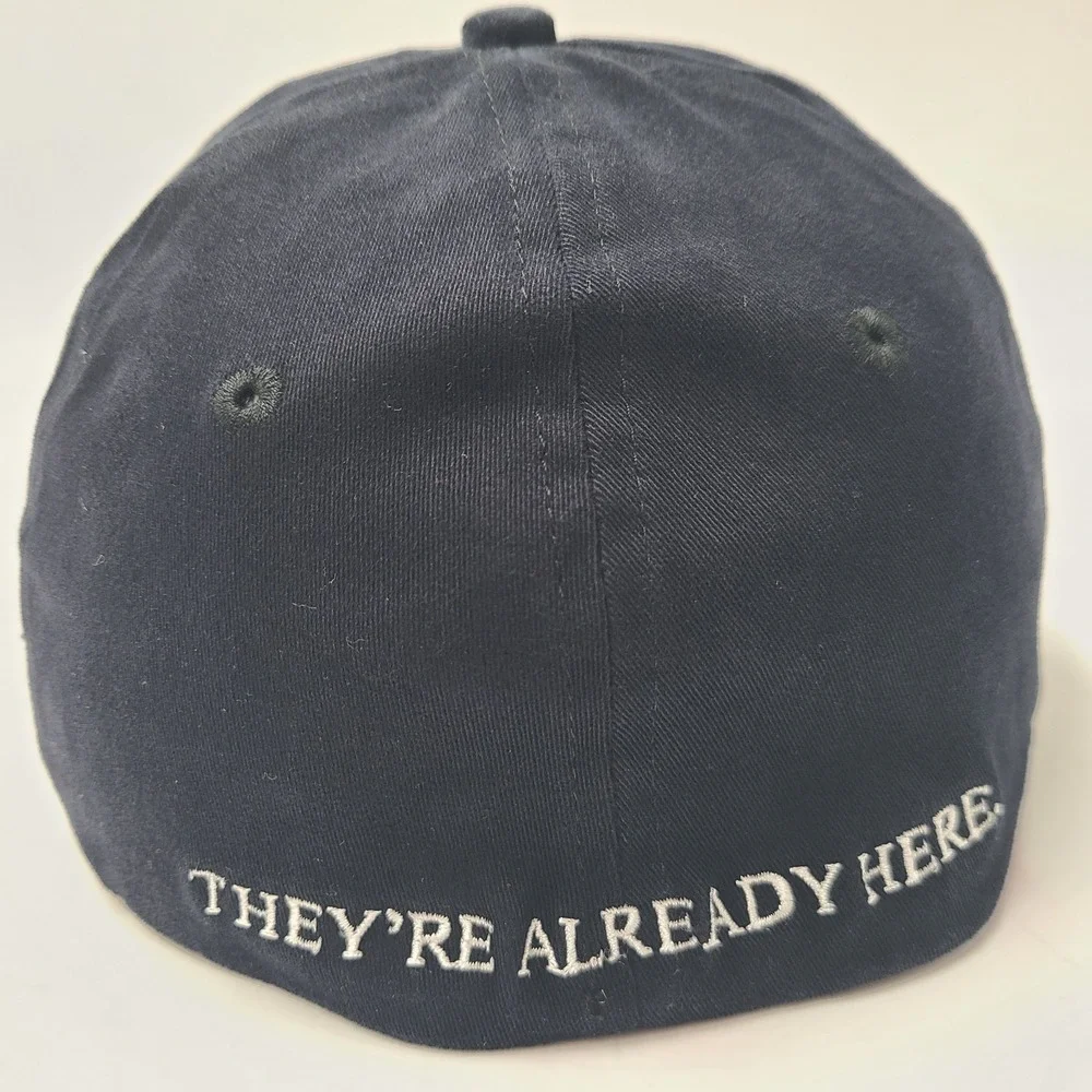 Vintage War of the Worlds Movie Promo Hat (Seems S-M) Flex Fitted 2005 Sci-Fi