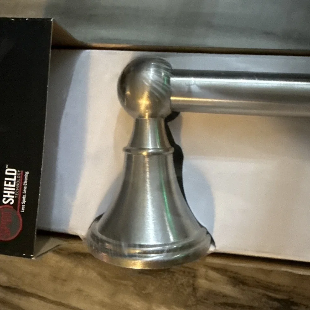 Delta towel bar
