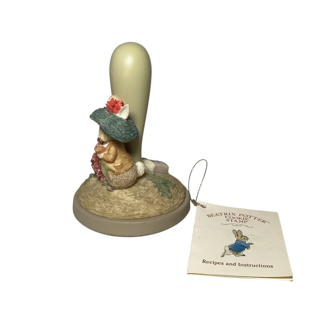 Beatrix Potter Benjamin Bunny Cookie Stamp Ceramic Figurine with Recipes 1997
