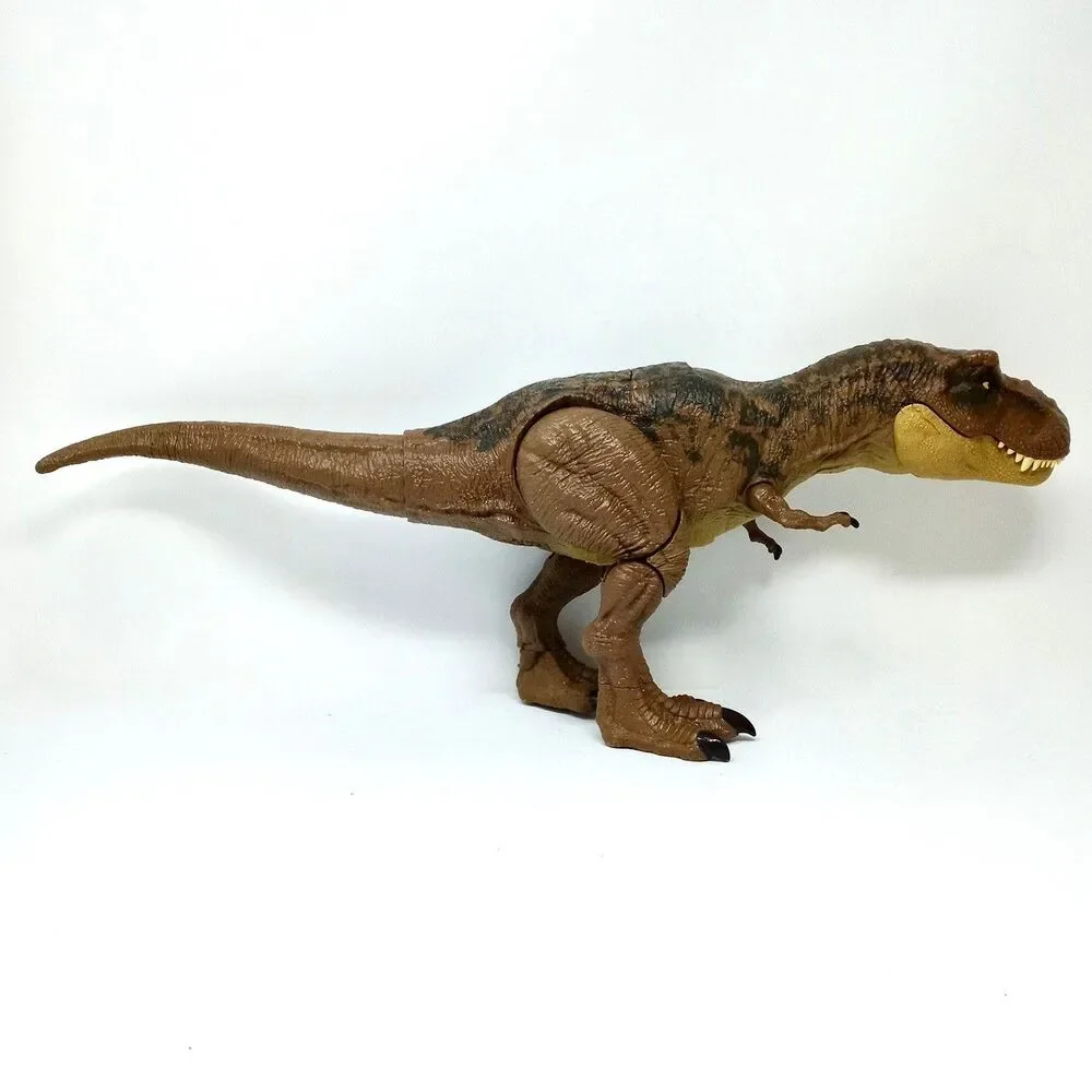 Jurassic World figure pre
