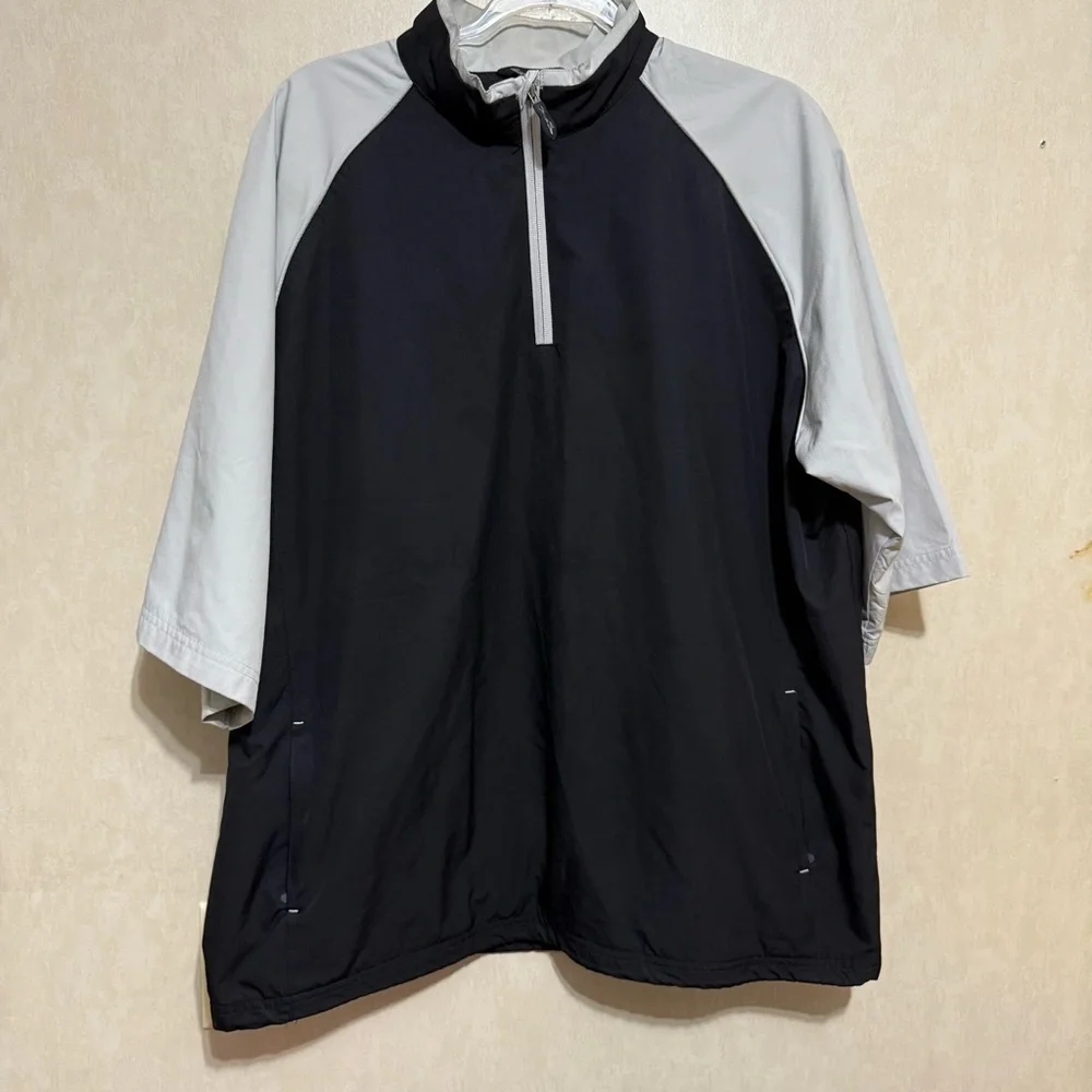 Second Skin Jacket Black Gray Pullover Windbreaker Pockets Short Sleeve