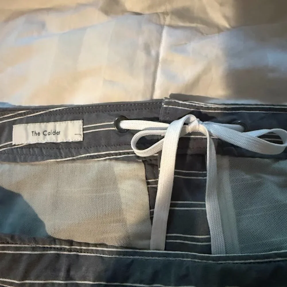 Onia waist size
