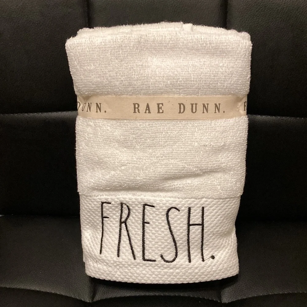 Rae Dunn black rae white