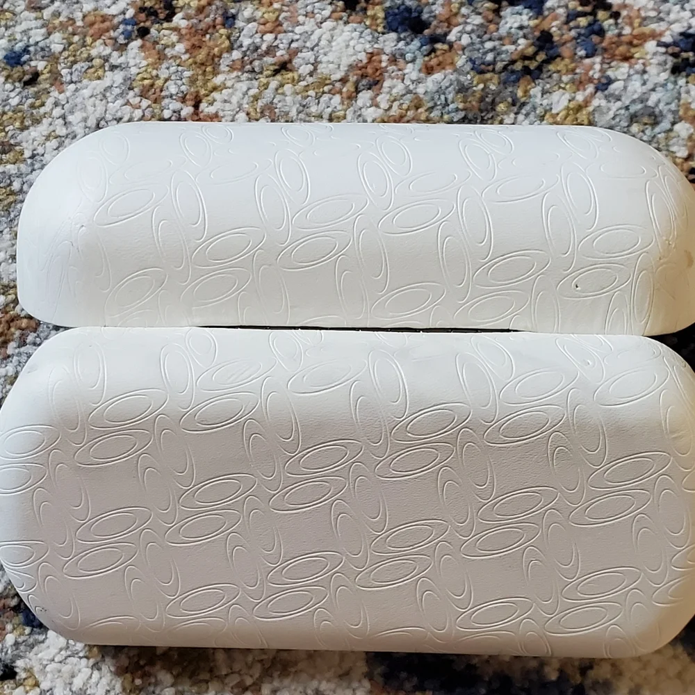 white sku