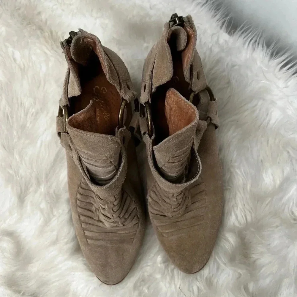 Seychelles good used