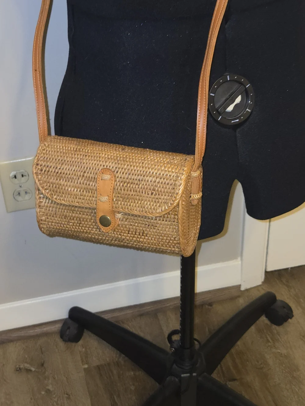 N/A stylish woven