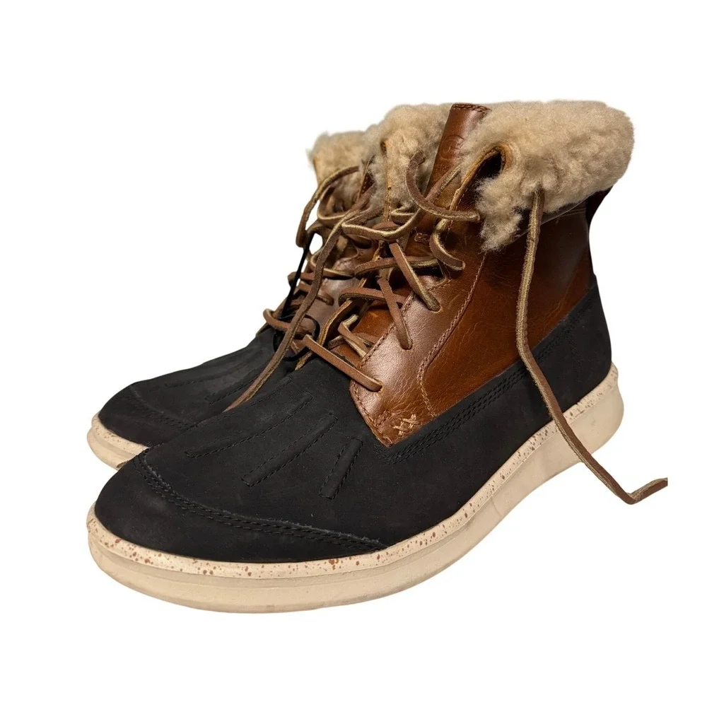 UGG Miwo Duck Boot Mens 9 Black Chestnut Leather Sheepskin Waterproof Boots