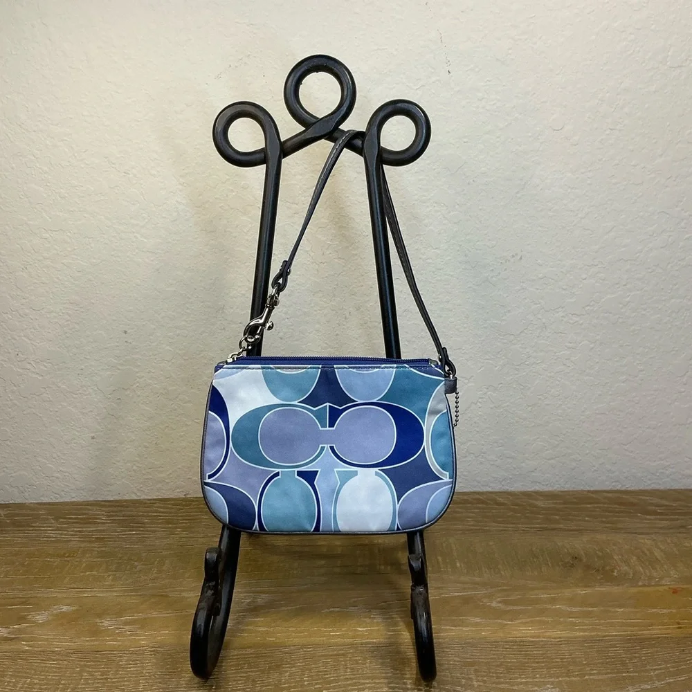 Coach gallery blue