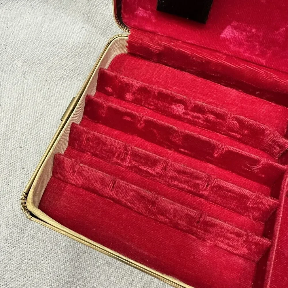 Shields vintage jewelry