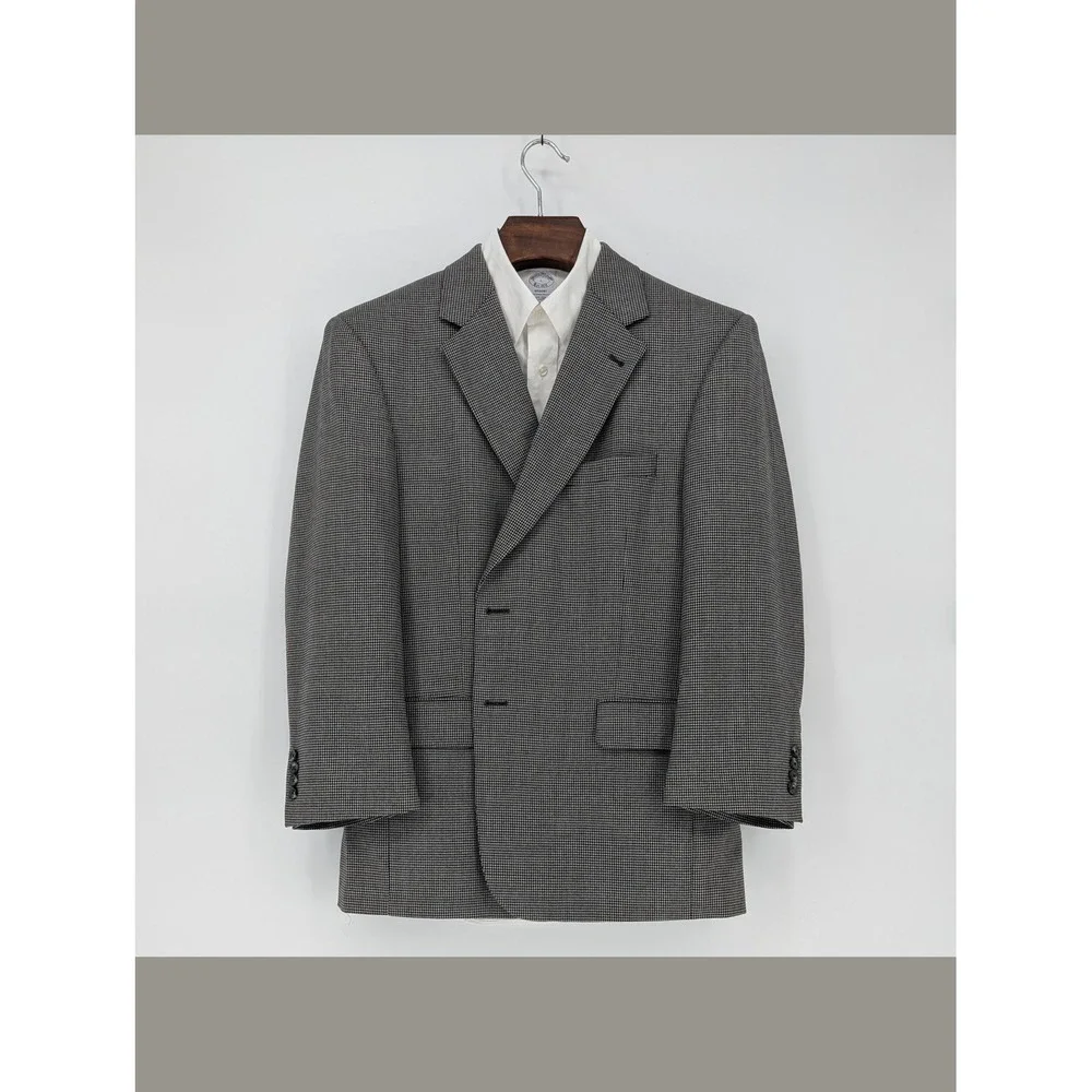 Jos A Bank Wool Houndstooth Blazer 44S Gray Classic Sport Coat