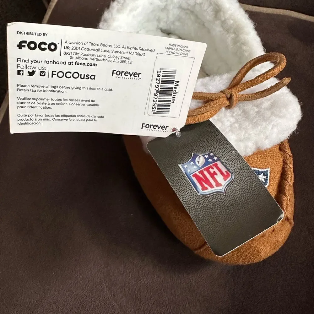 NFL kids New England Patriots moccasins size 3-4 M