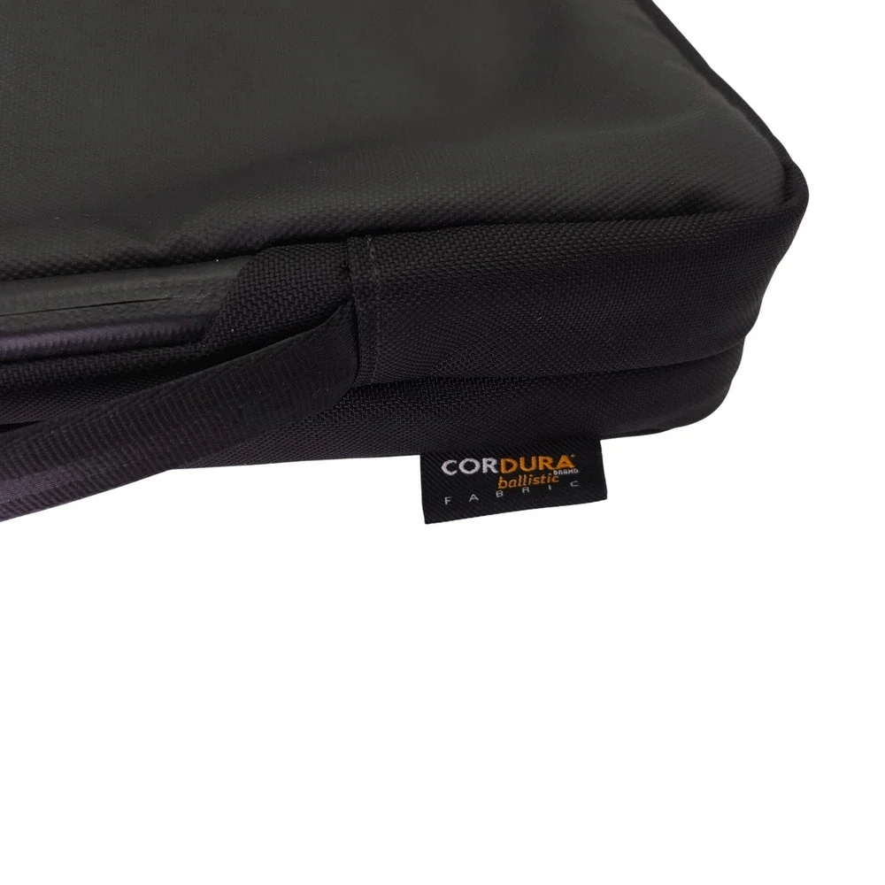 Tomtoc shoulder bag