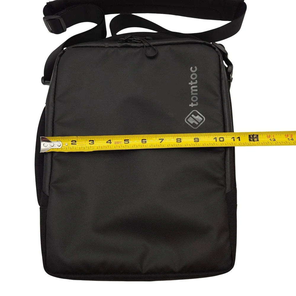 Tomtoc shoulder bag