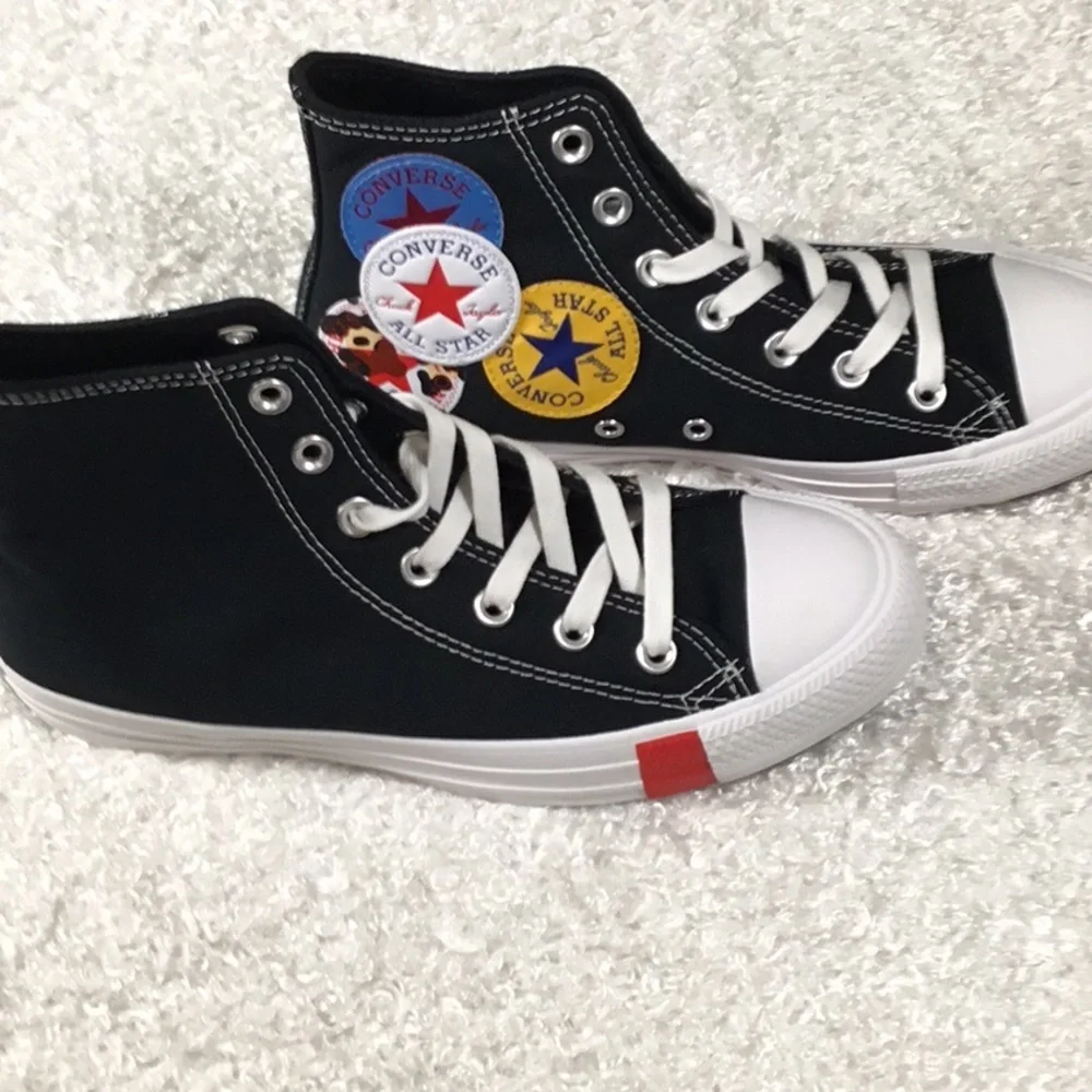 Converse step into
