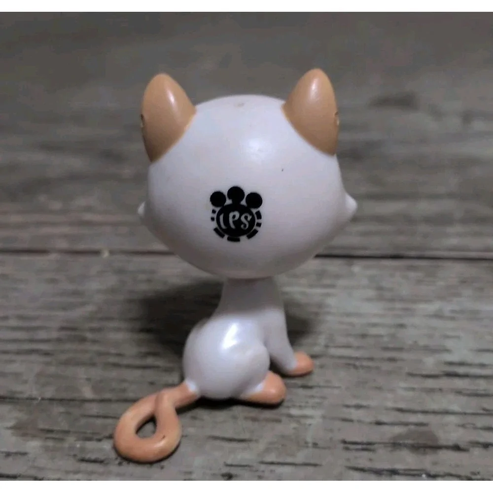 Littlest Pet Shop Scarlet Mewly #4106 (White and Tan Body, Blue Eyes) Cat Lps