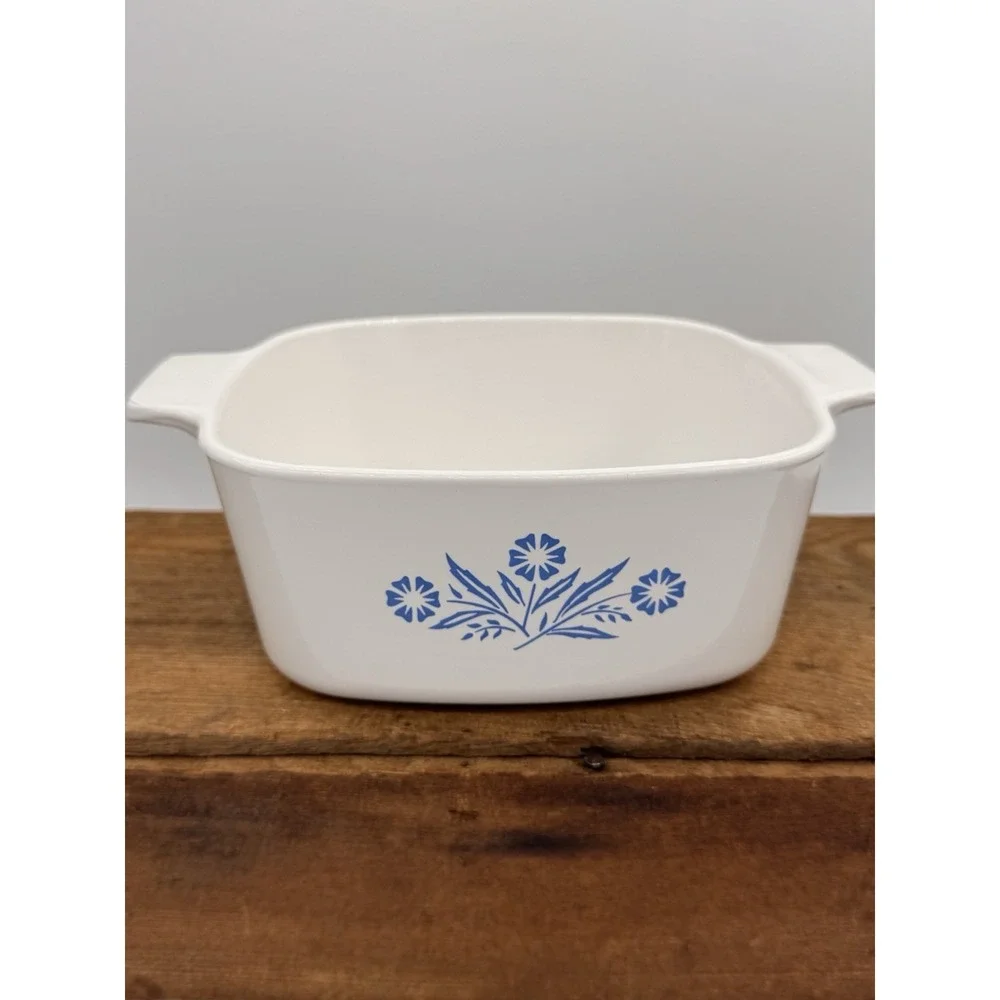Corning Ware Blue Cornflower 1.5 Qt A-1 1/2-B Dish Vintage Bakeware