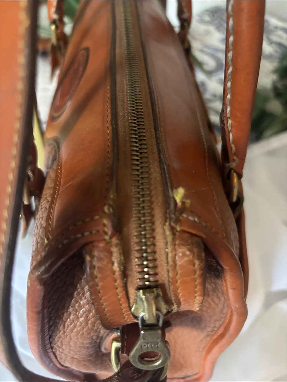 Dooney & Bourke vintage dooney