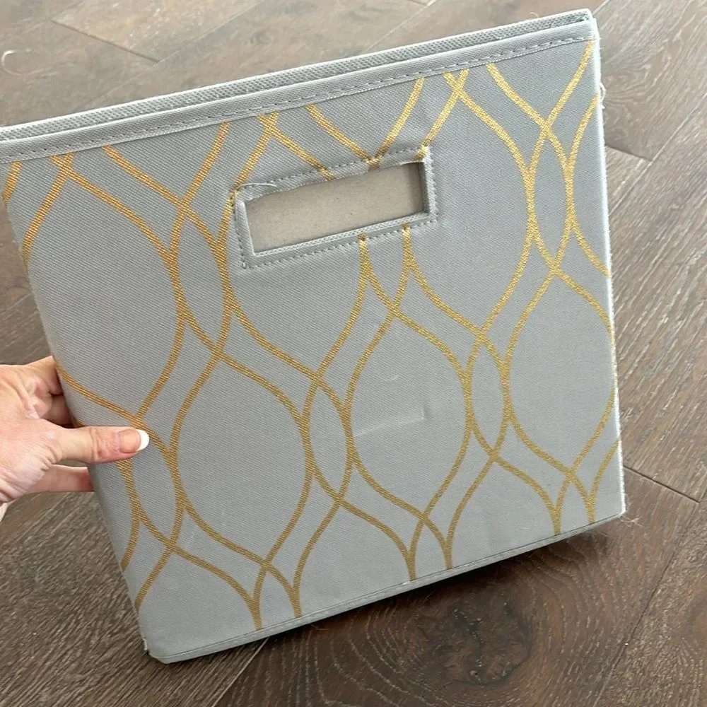 N/A gray gold